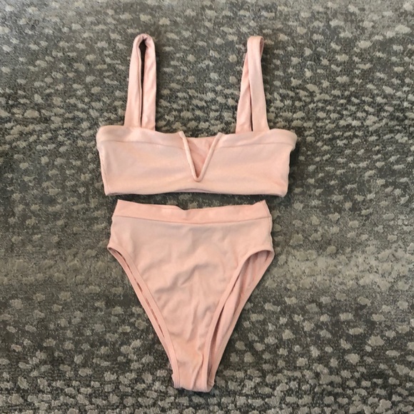 L SPACE bathing suit. - Picture 1 of 5